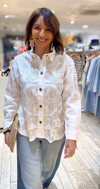 Chemise GYPSY SOUL – Détails cloutés dorés bohème chic