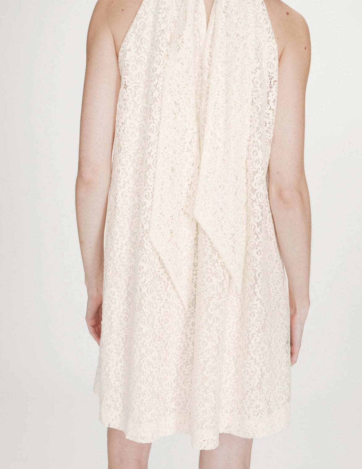 Robe Vasarely dentelle écrue – col américain