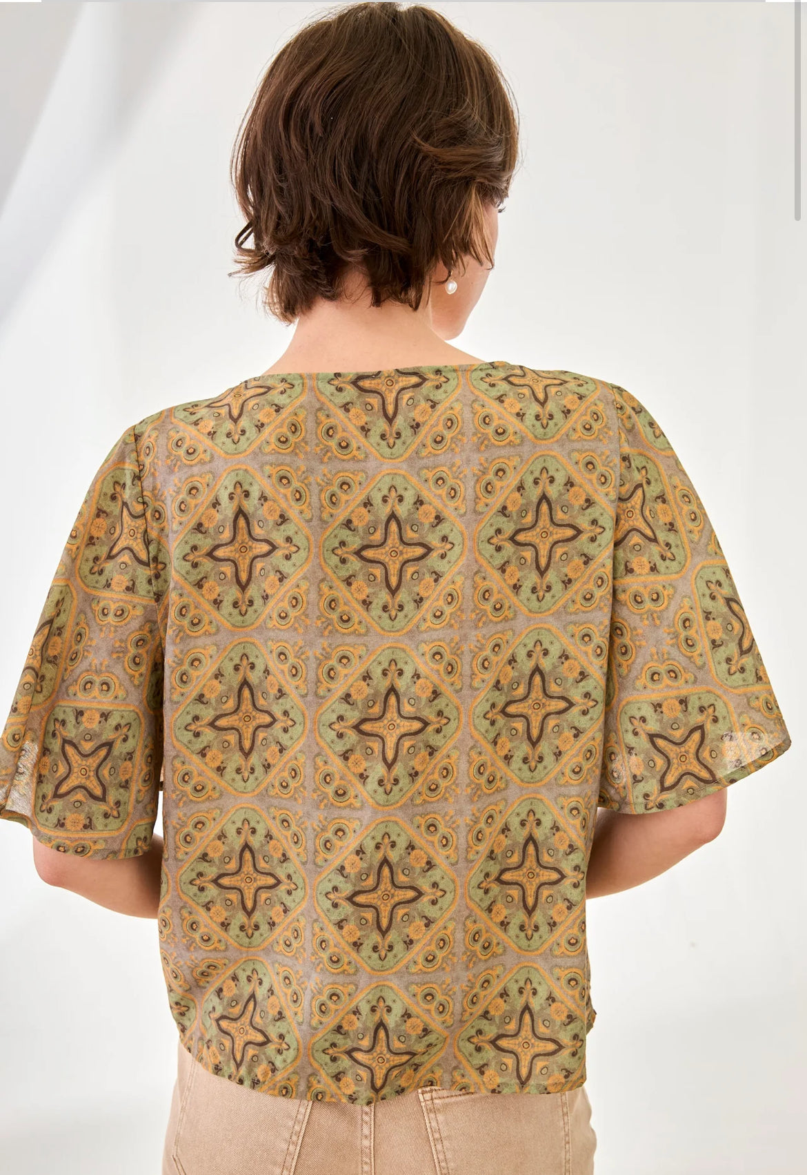 
top bohème manches papillon
haut imprimé bohème chic