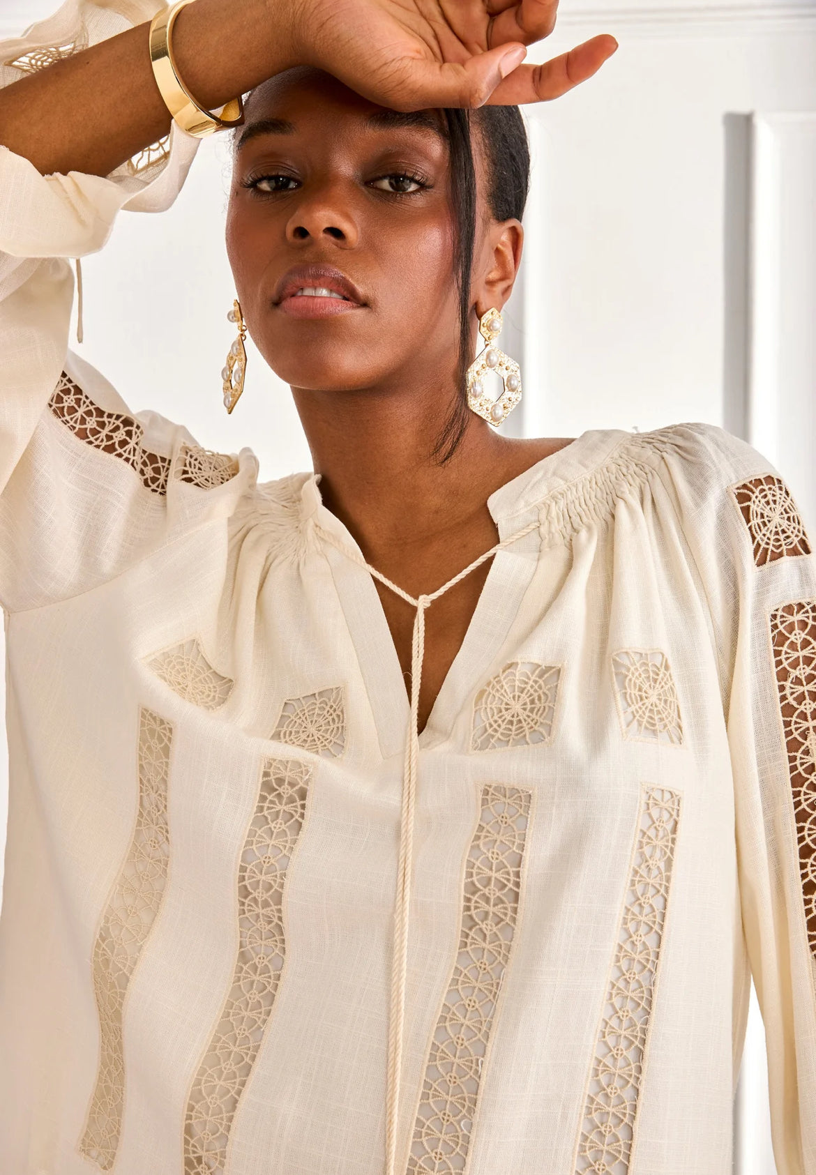 Blouse Deren écru bohème broderie ajourée