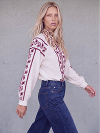 Blouse Aurora – Écru & Grenat