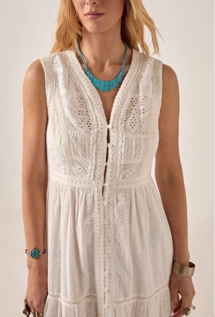 Robe Longue Broderie Bohème – White Romance