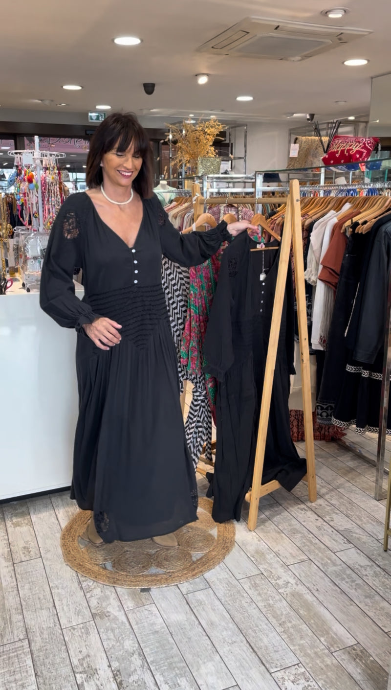 Robe VANISHA