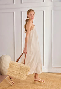 robe longue bohème fluide beige nira look été