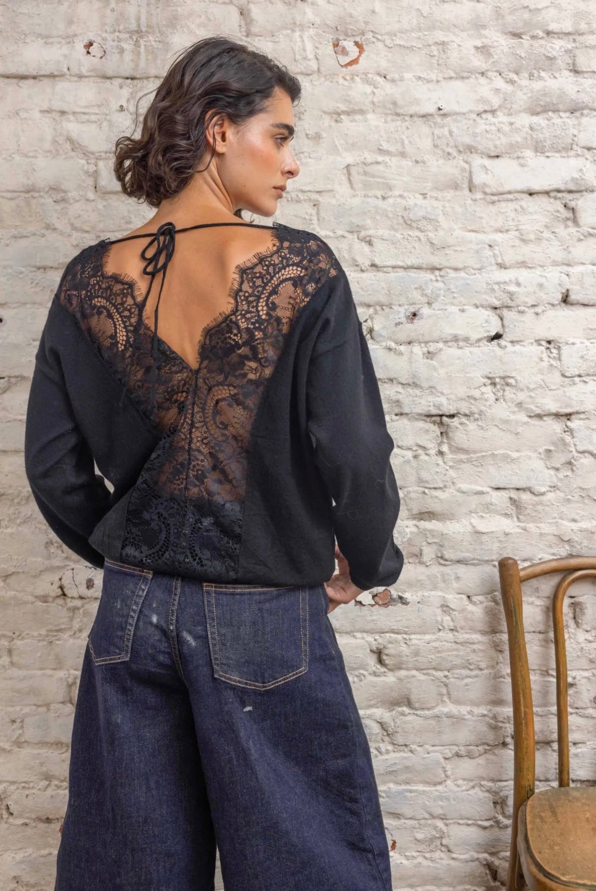 Pull Élia – Noir dos dentelle
