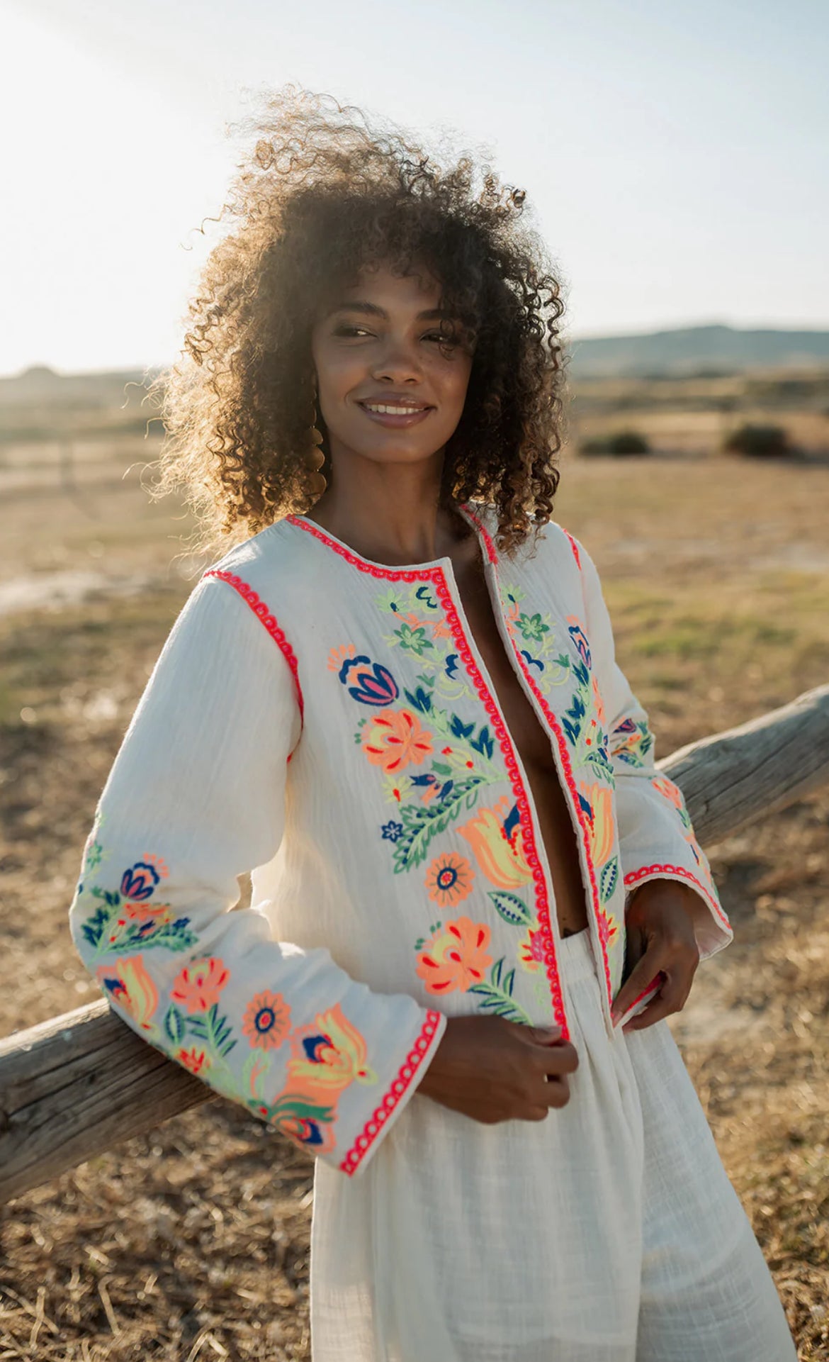 Veste brodée CARMEN