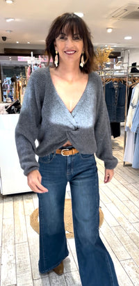 Pull NINA Gris