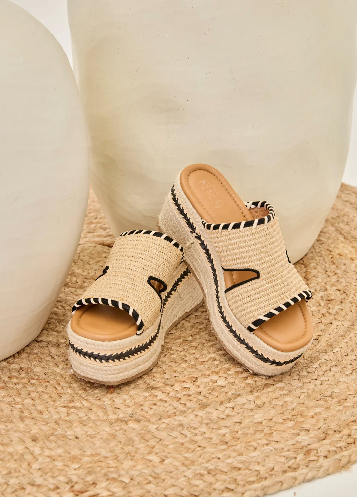 Sandales Purpurita – Plateforme Bohème Raphia Naturel