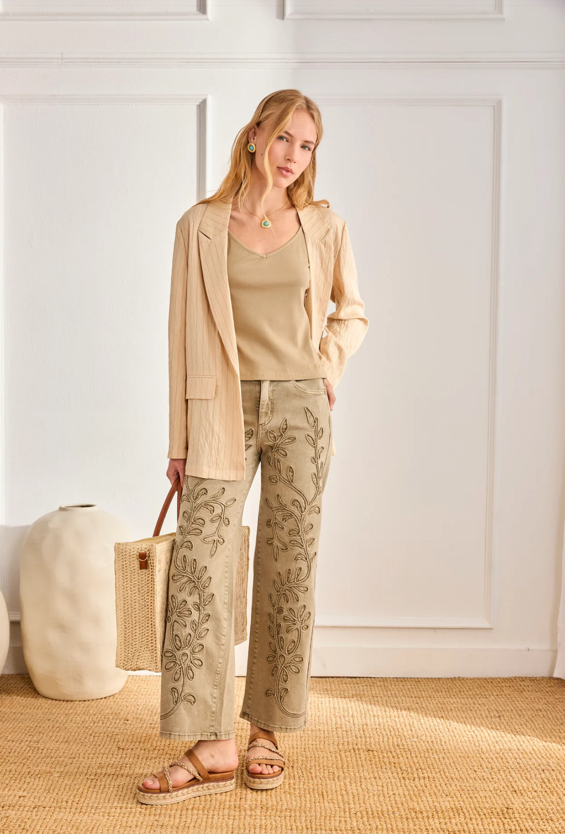 Veste MÉDA beige bohème chic – motif ajouré dos