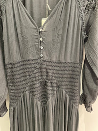 Robe VANISHA
