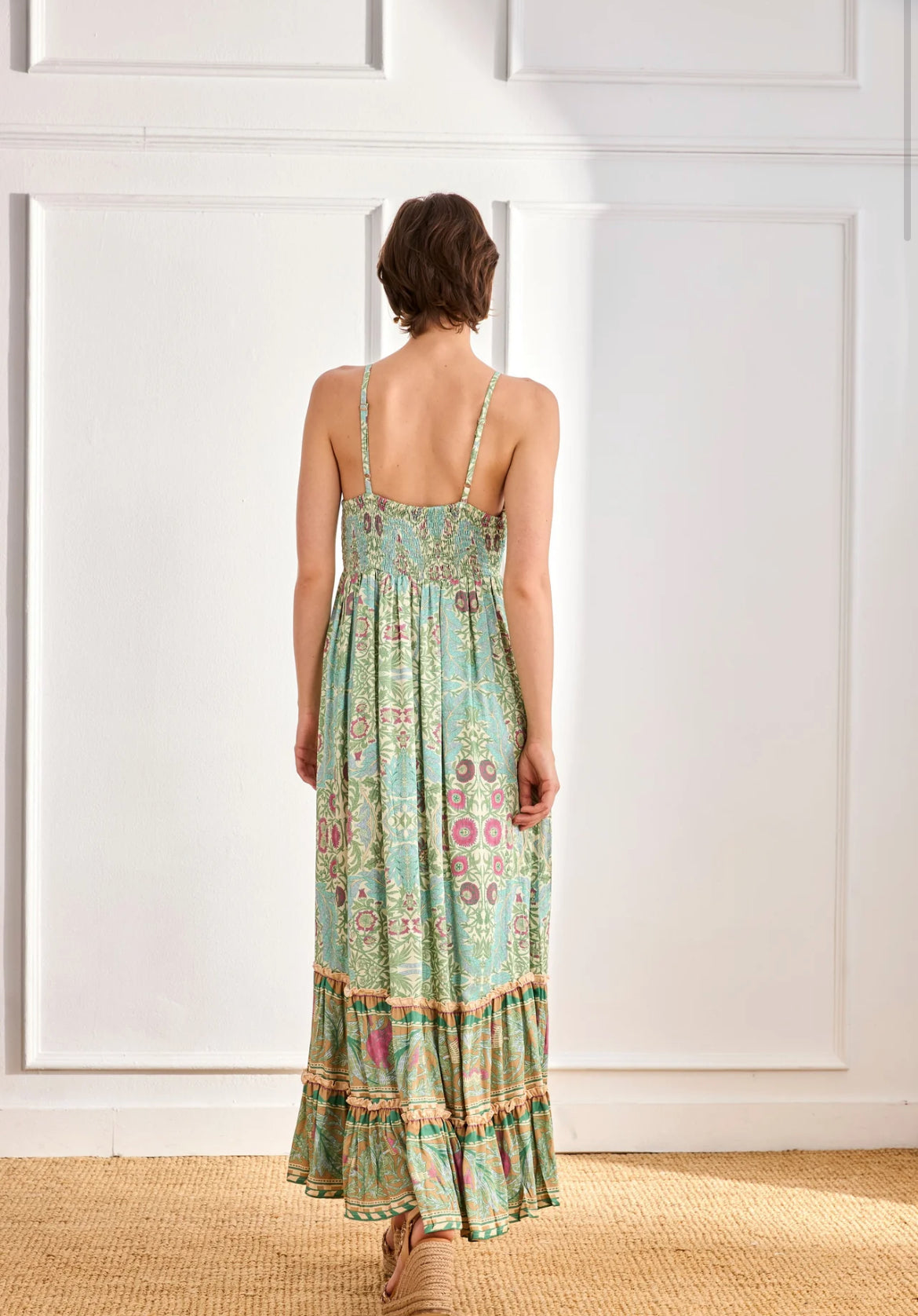 	Dos robe longue JOMI