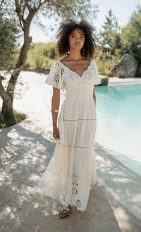 Robe Bohème Longue Broderie LUMIÈRE BLANCHE