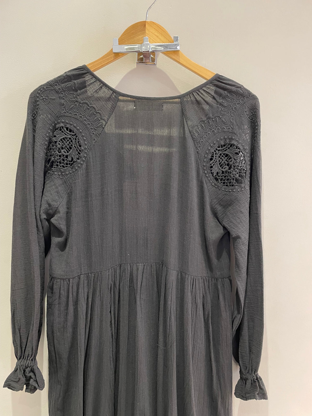 Robe VANISHA