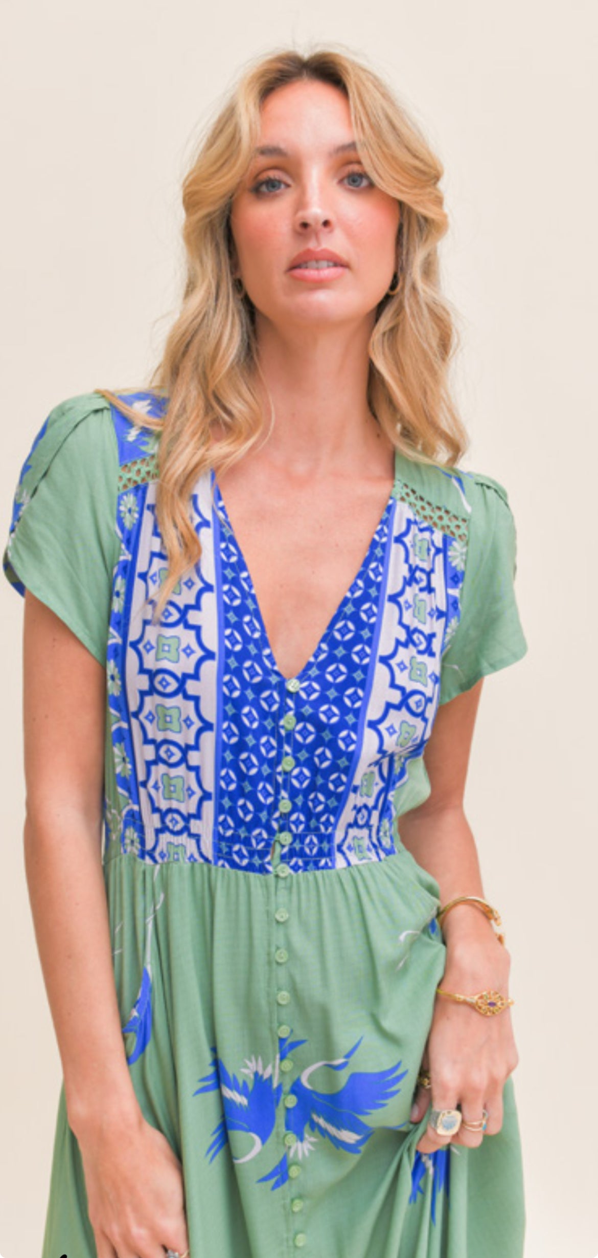 Robe Celina vert sauge imprimé bleu