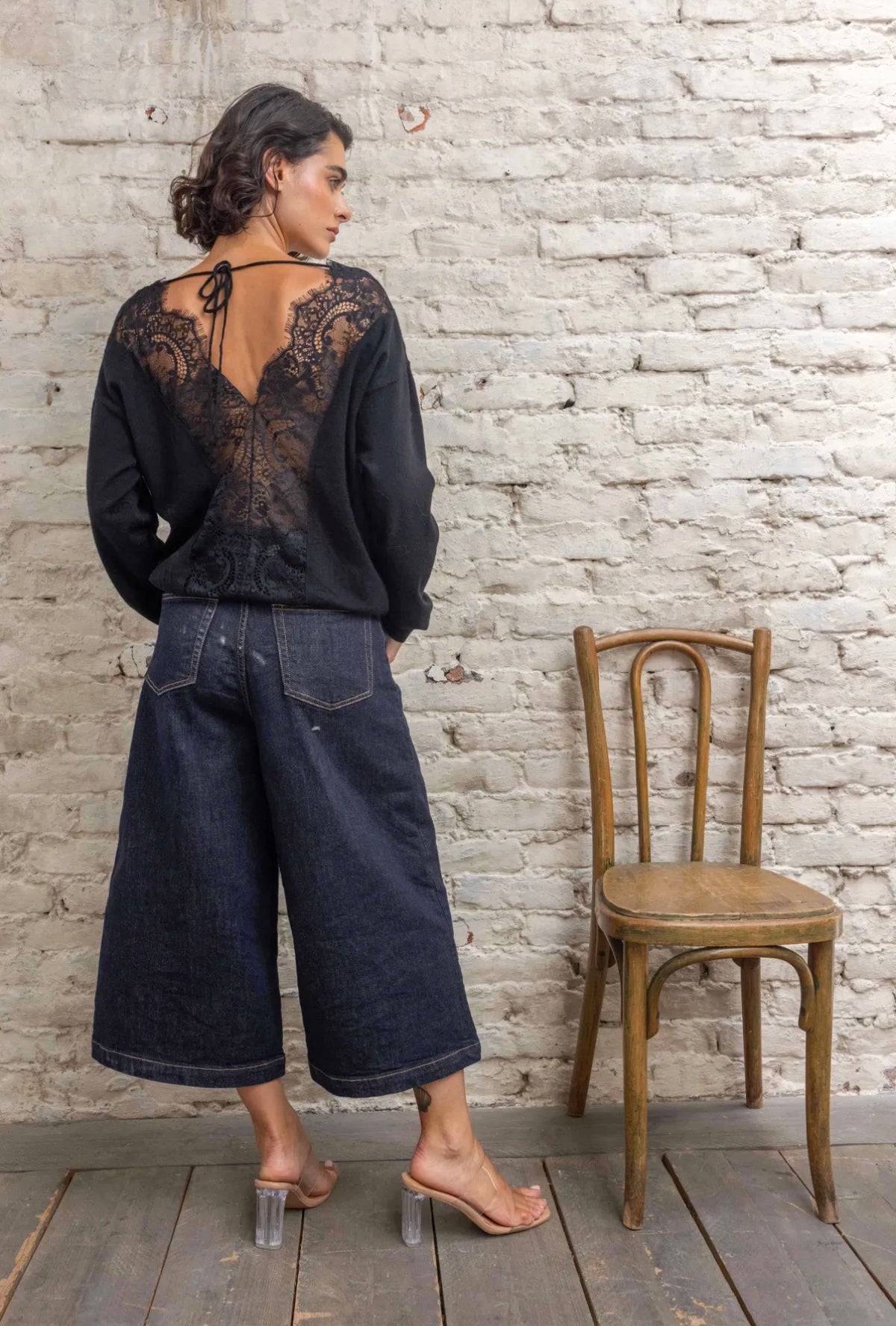 Pull Élia – Noir dos dentelle
