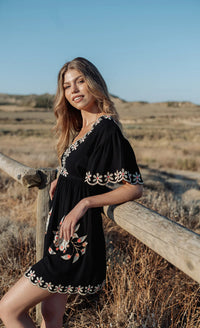 Robe Bohème Brodée Paloma Black